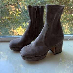 Elegant Taupe Suede Ankle Boots